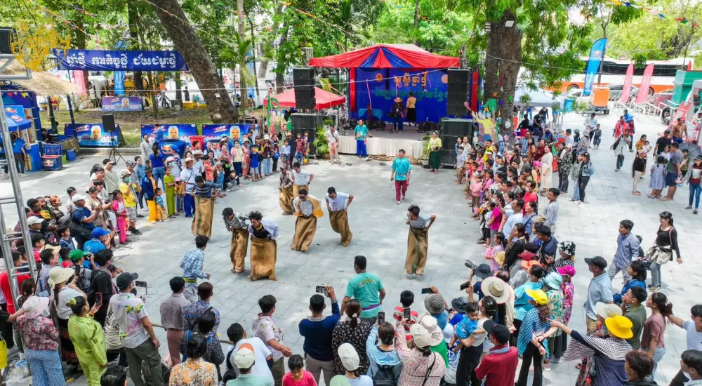 Songkran-festive-in-Cambodia