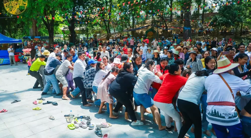 Songkran-festive-in-Cambodia